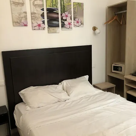 De Bordeaux Hotel 2*