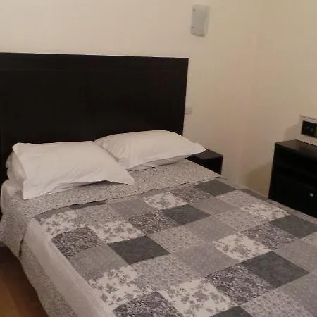 De Bordeaux Hotel 2*