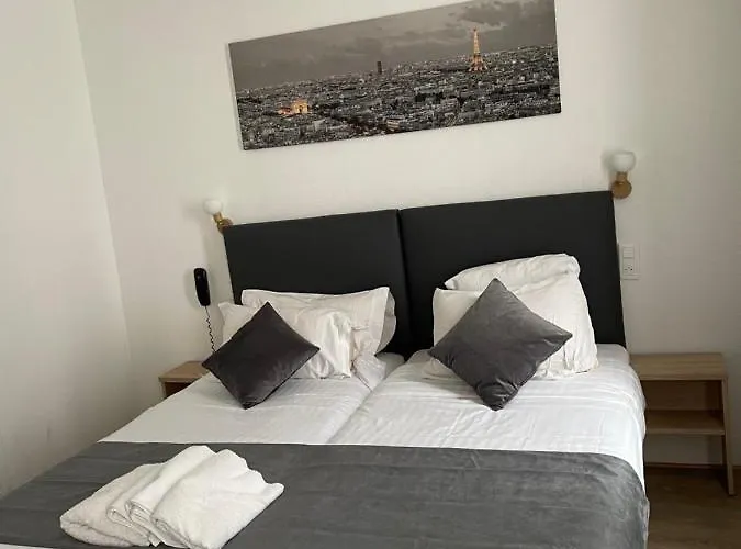 De Bordeaux Отель