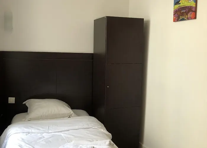 Отель De Bordeaux 2*