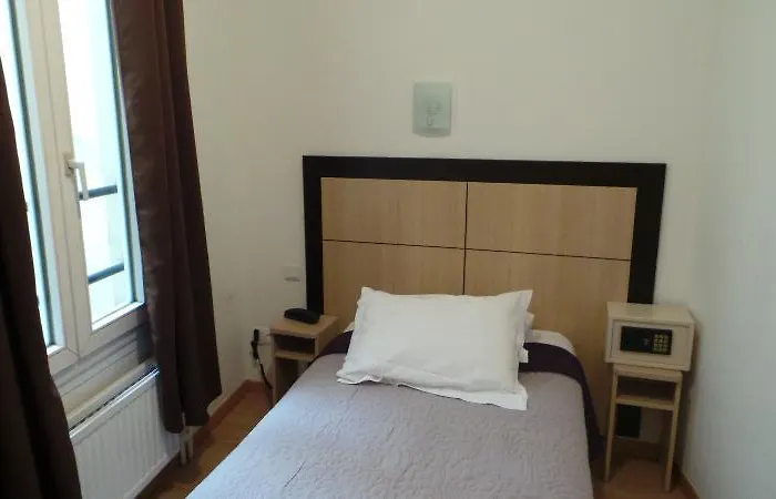 De Bordeaux Париж