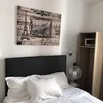 De Bordeaux 2* פריז