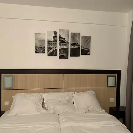 波尔多酒店 2* 巴黎
