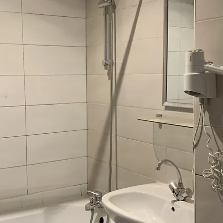 De Bordeaux Hotel 2*