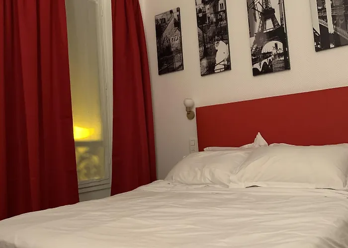 Hotel De Bordeaux 2*