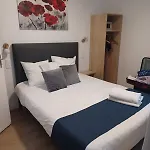 Hotel De Bordeaux 2*