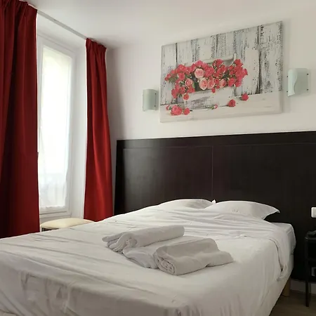 فندق De Bordeaux 2*